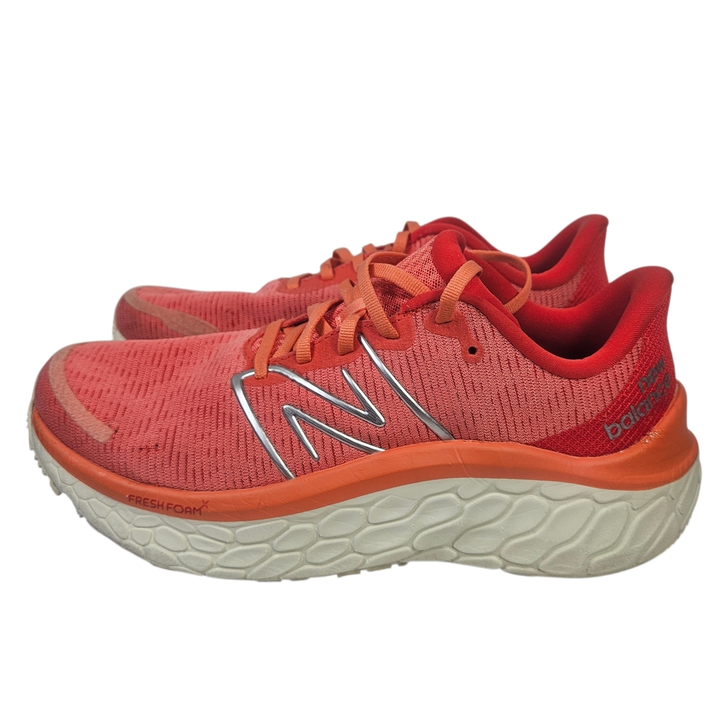 New Balance Women's Coral/Orange Fresh Foam Running Shoes. Size 8.5 M / 10 W